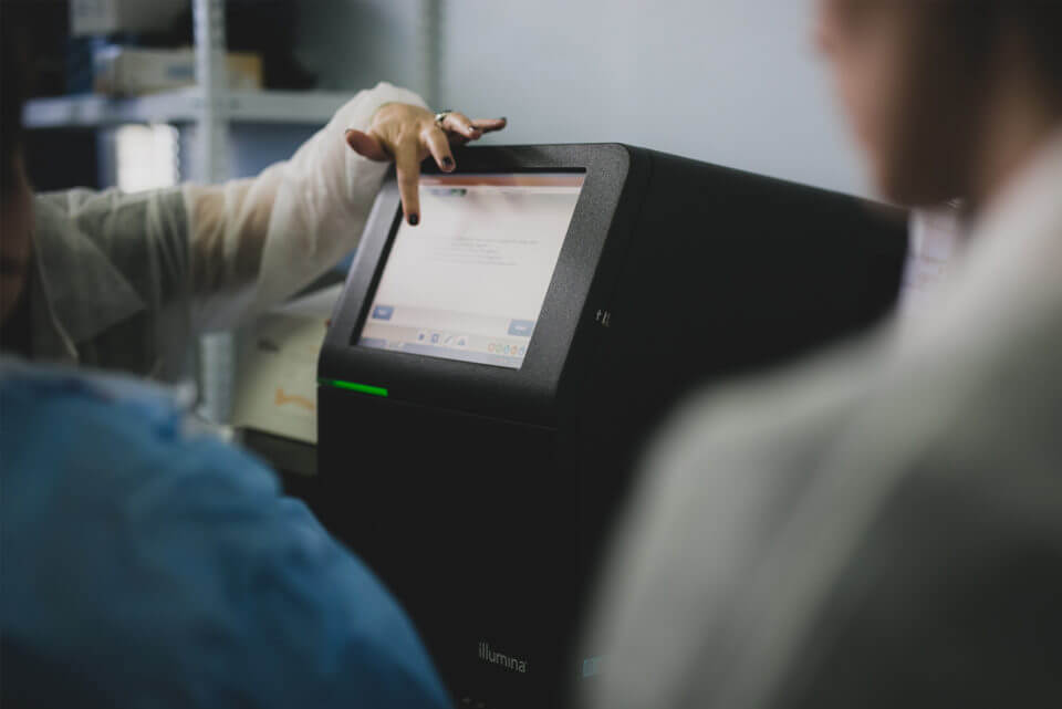 Next generation DNA sequencing machine